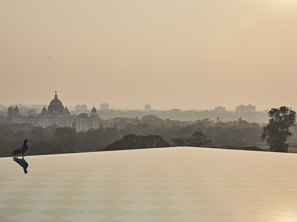 glenburn kolkata infinity pool view victoria memorial